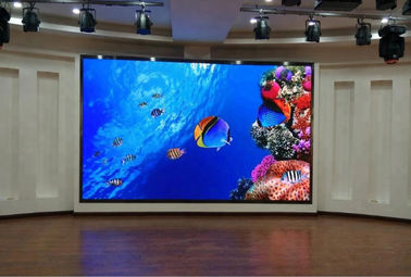 超薄い導かれたビデオ ウォール・ディスプレイのフル カラーのビデオ掲示板P1.667 P1.25屋内Rgb
