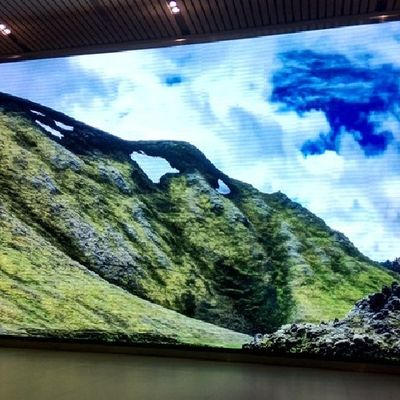 244*244mmモジュールのサイズの媒体のビデオP7.62屋内フル カラーのLED表示
