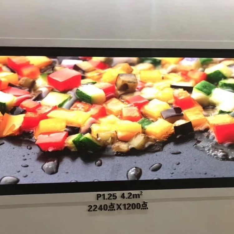 HD SMDの小さい導かれた表示板、小さいピッチによって導かれる表示P1.25 P1.5625 1R1G1B